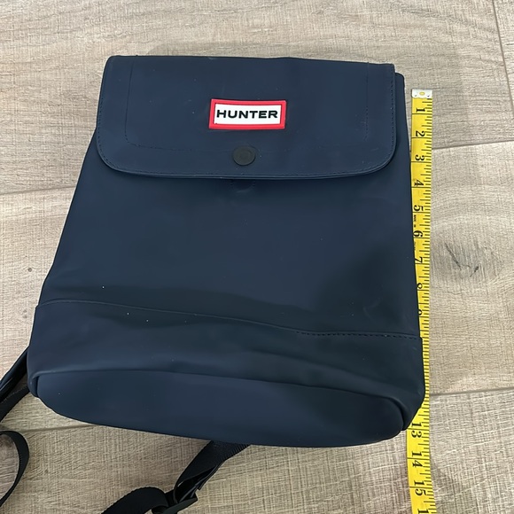 Hunter for Target small navy backpack. - Picture 14 of 14